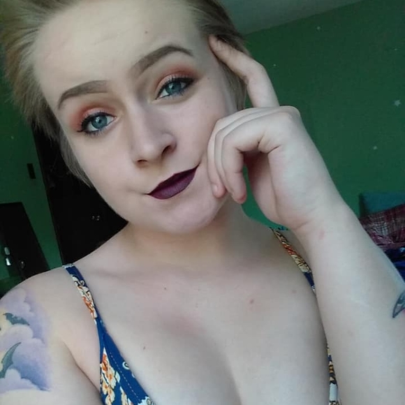 annienicole1996